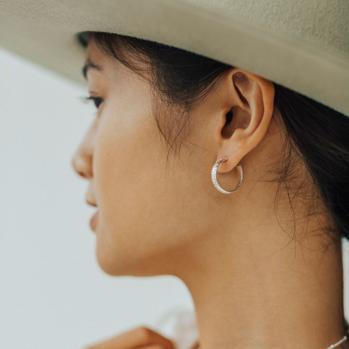 Flora Hoops