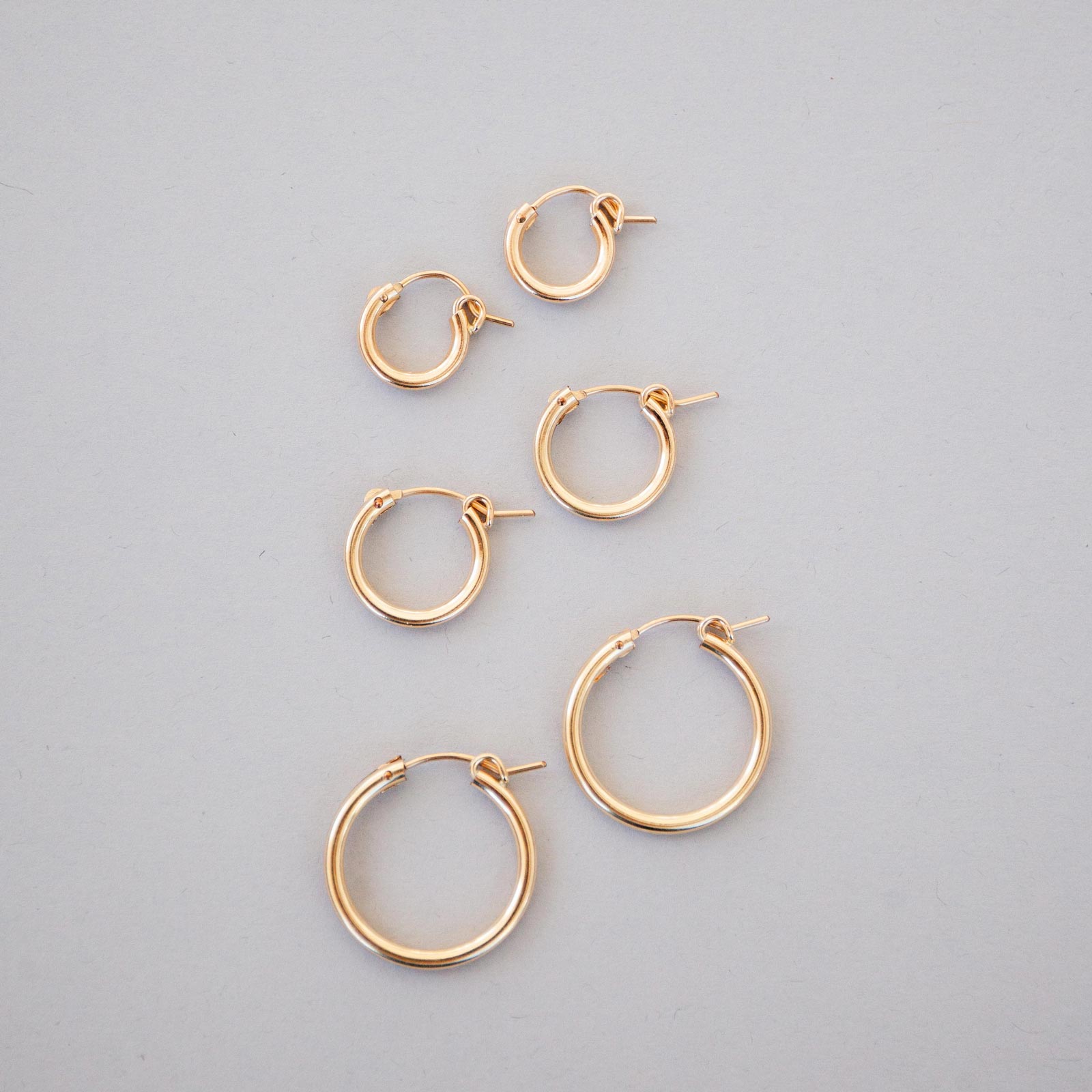 Hoop size options from top to bottom: 12mm, 15mm, 22mm