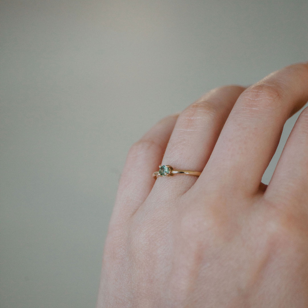 Green Sapphire Ring - 14K Gold