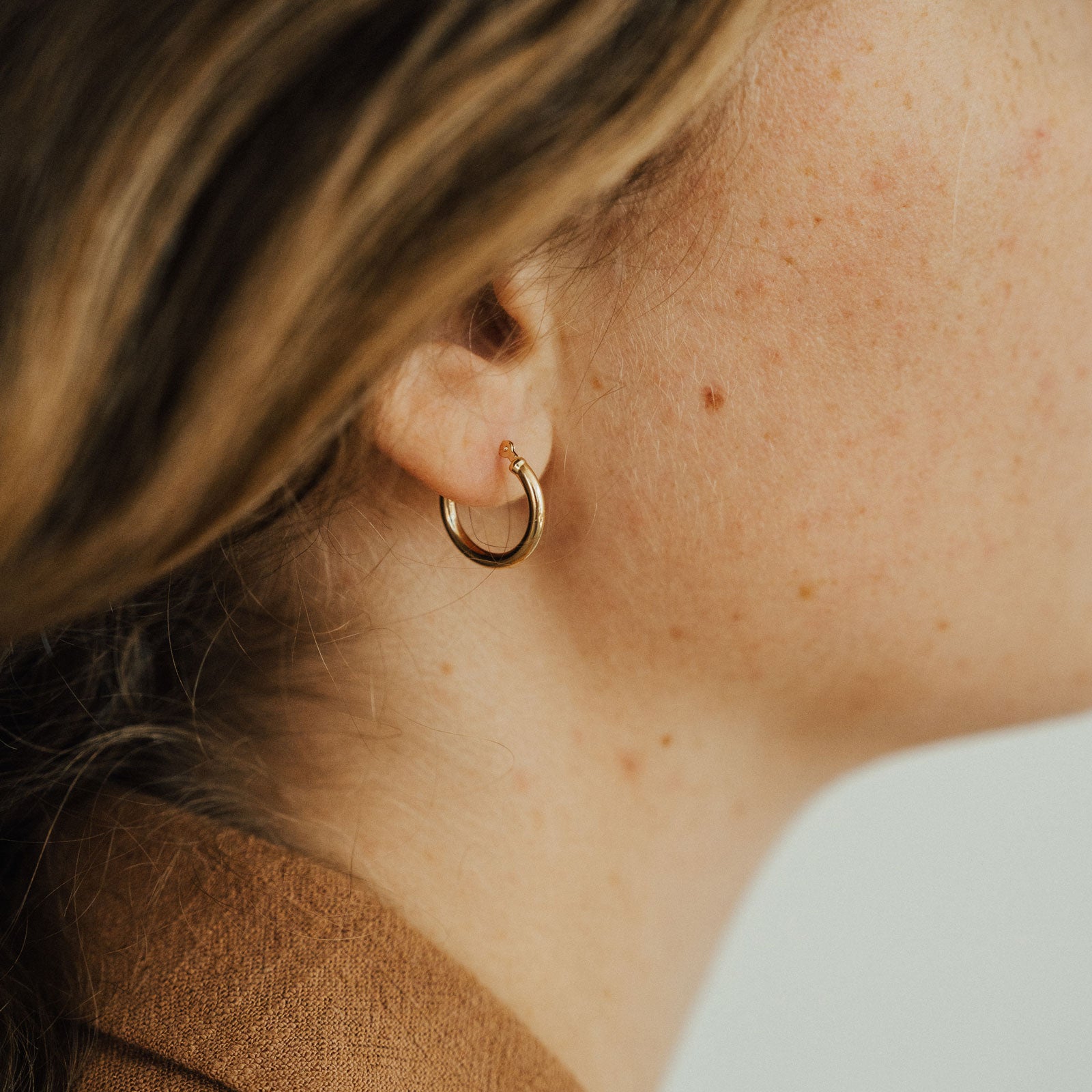 Everyday Hoops - 14K Solid Gold