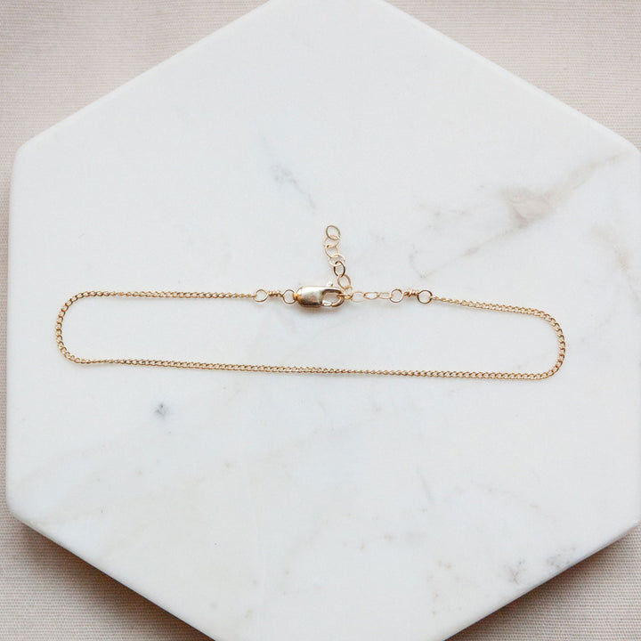 Dainty Curb Chain Bracelet